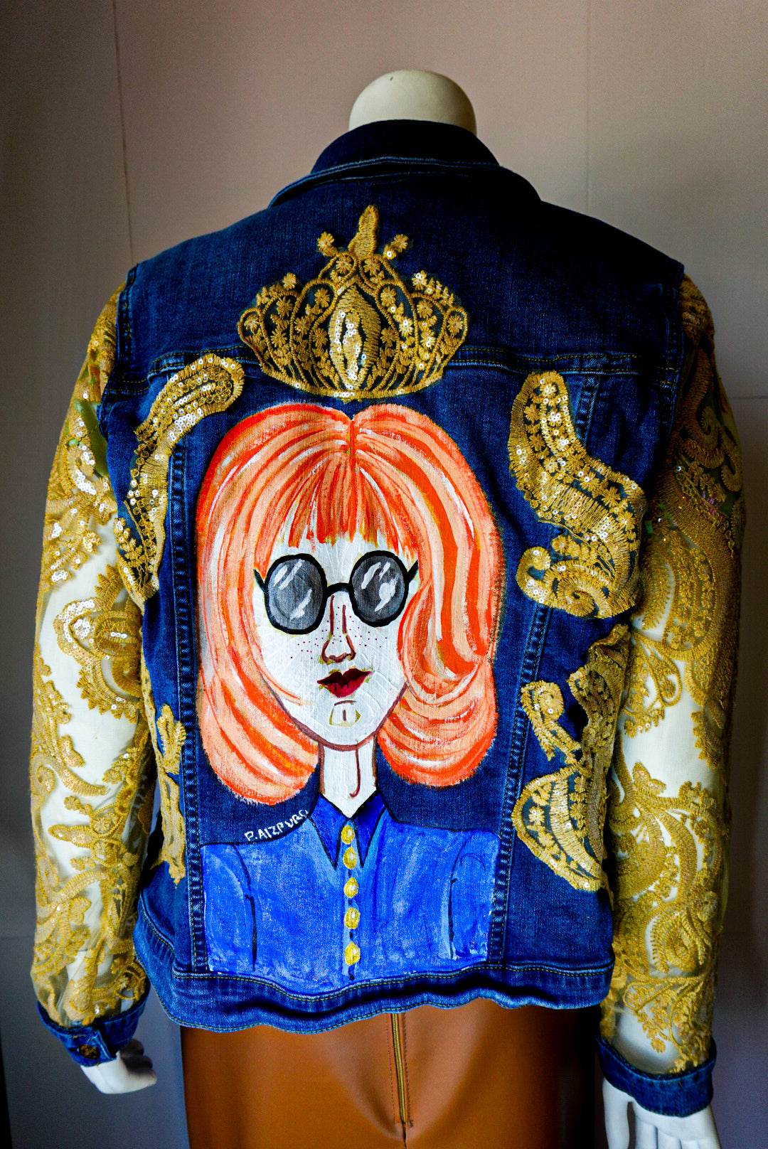 SUNGLASSES DENIM JACKET