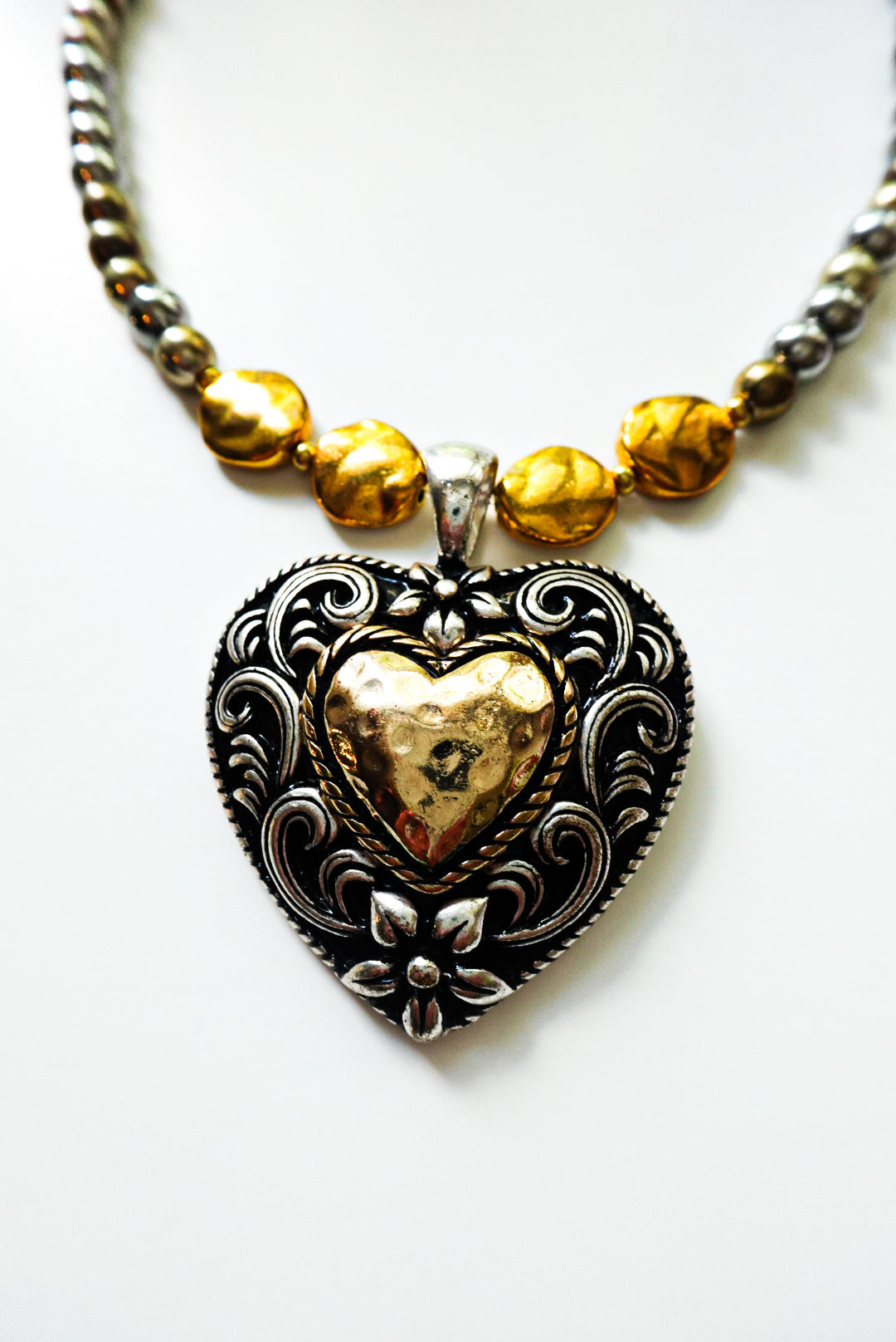 BIG HEART NECKLACE