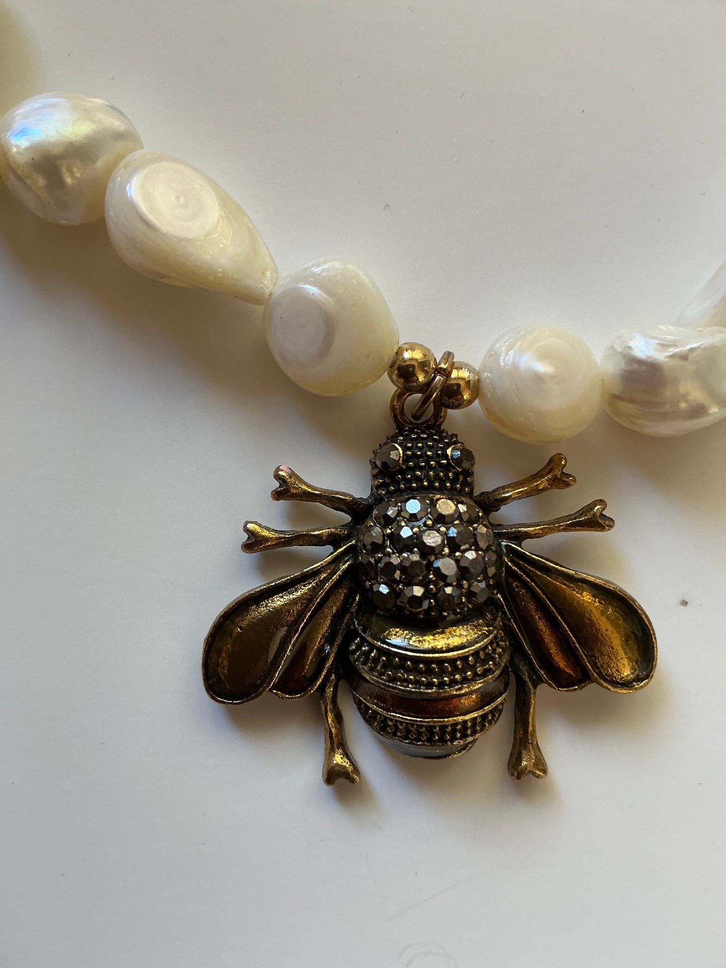 BEE NECKLACE
