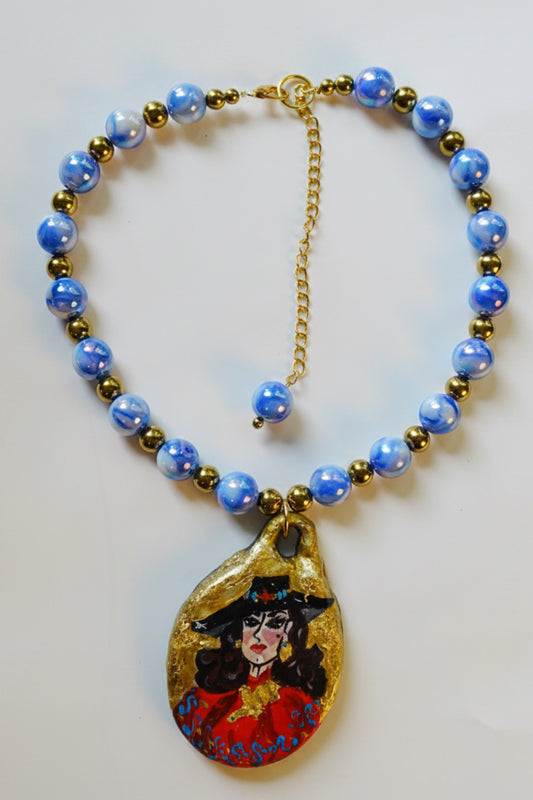 LA DOÑA NECKLACE